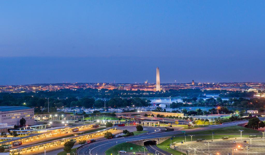 Residence Inn Arlington Pentagon City Екстериор снимка