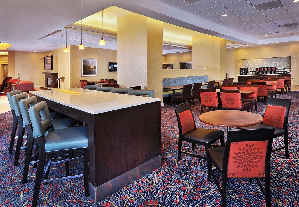 Residence Inn Arlington Pentagon City Ресторант снимка