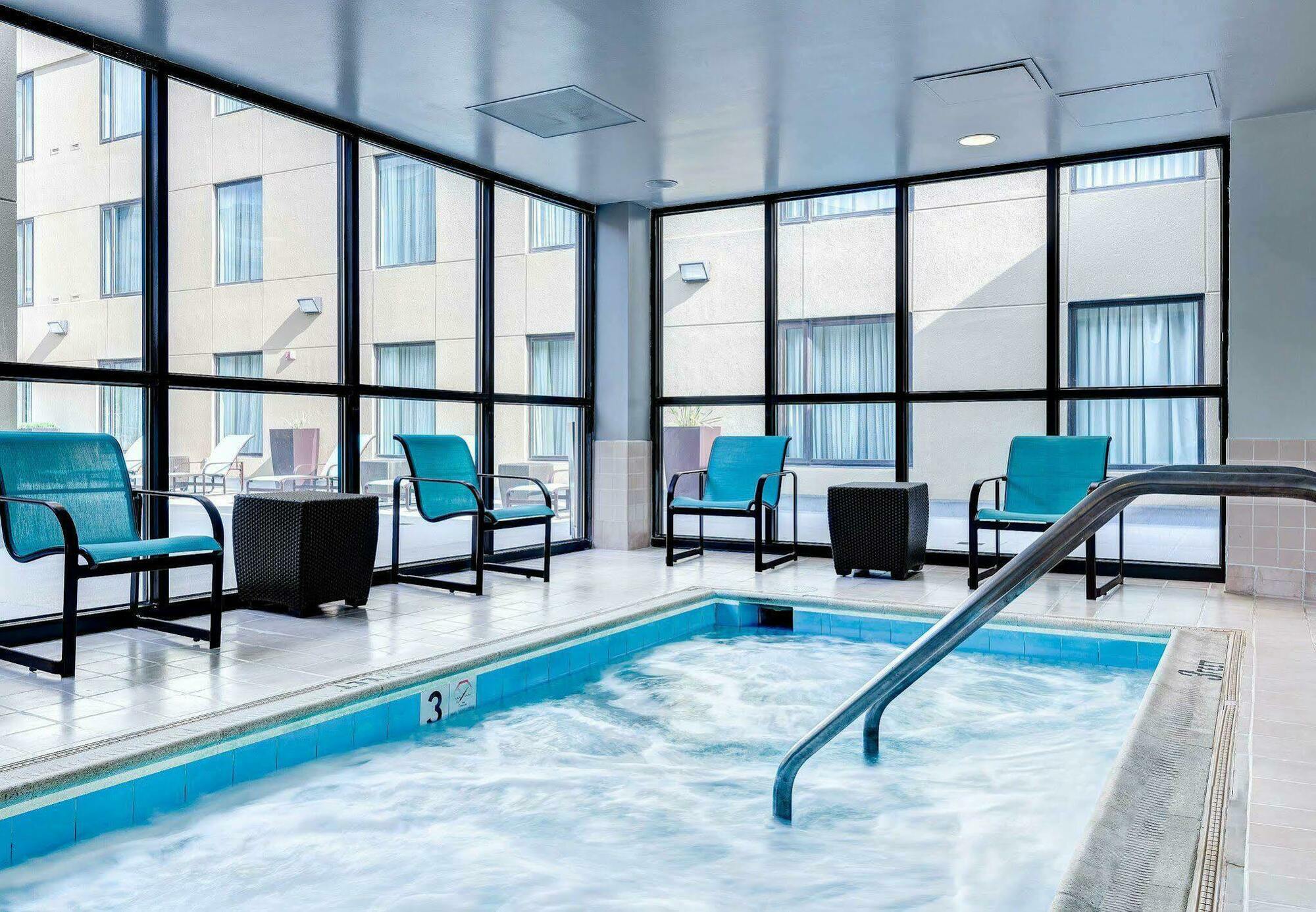Residence Inn Arlington Pentagon City Екстериор снимка